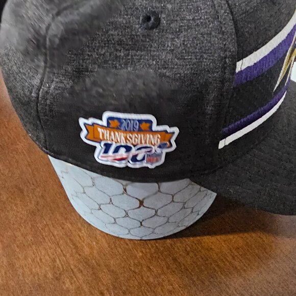 Baltimore Ravens Hat There crest on front - Picture 2 of 6